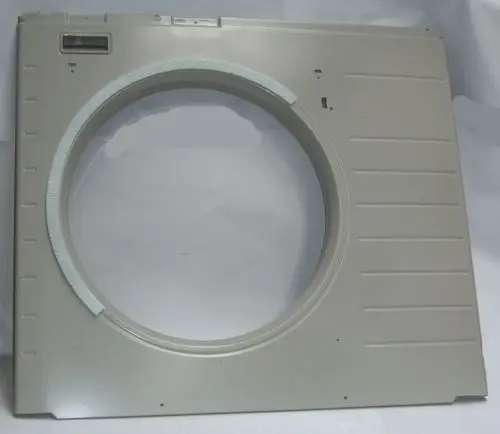 Daikin Frontblech in Grauton mit runder Öffnung in der Mitte, geeignet für Heizgeräte, auf hellem Hintergrund.